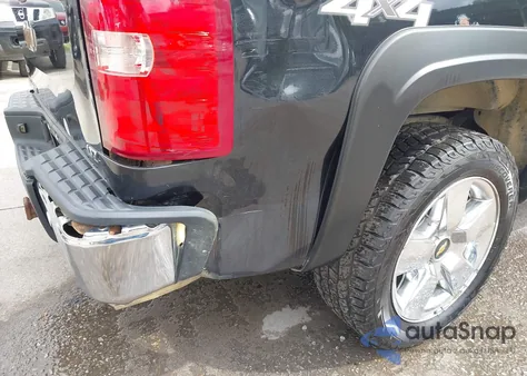 2009 Chevrolet Silverado 1500 Ltz z USA, uszkodzony, nr VIN 3GCEK332X9G185701